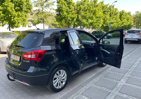 Suzuki SX4 cena 57999 przebieg: 102000, rok produkcji 2017 z Szczecin małe 704
